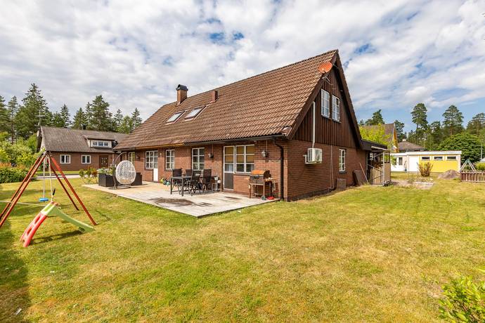 7 rum villa på Lärkvägen 14 Hovmantorp, Lessebo kommun - bild 3