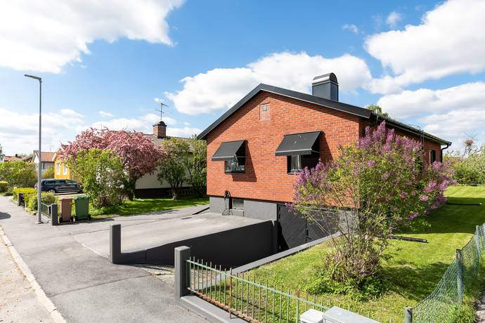 5 rum villa på Jeremiasvägen 11 Sörby, Örebro kommun - bild 1