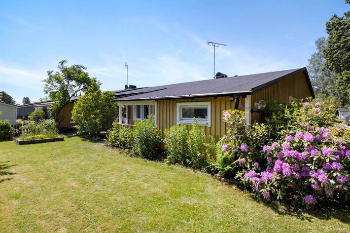 6 rum Villa på Fågelbärsgatan 54 Nya Hjärsta Örebro kommun - bild 7