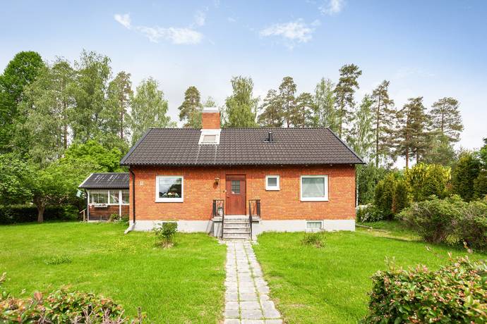 3 rum villa på Klockarvägen 3 Avesta, Avesta kommun - bild 1