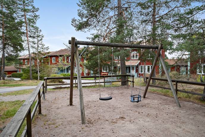 5 rum Parhus på Brittsommargränd 10 Tyresö Strand Tyresö kommun - bild 23