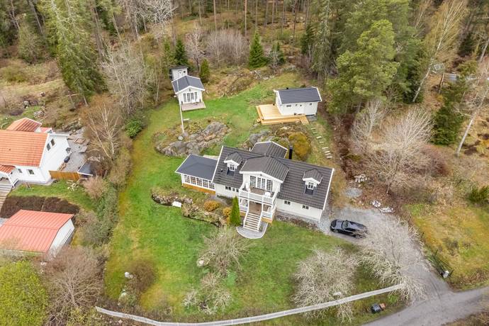 7 rum Villa på Rännilsvägen 13 Grindmossen Österåkers kommun - bild 95
