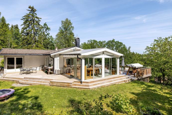 4 rum vinterbonat fritidshus på Sjöborgsvägen 71 Härad, Strängnäs kommun - bild 1