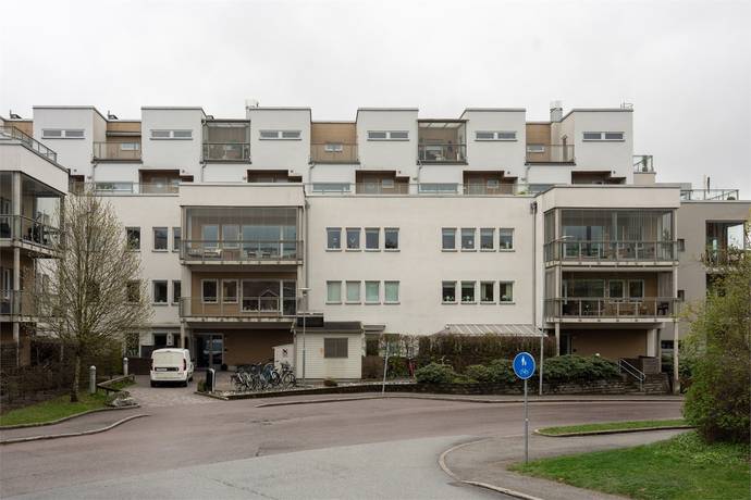 2 rum lägenhet på SANKTA URSULAS VÄG 2AB Blåsbo, Västerås kommun - bild 2