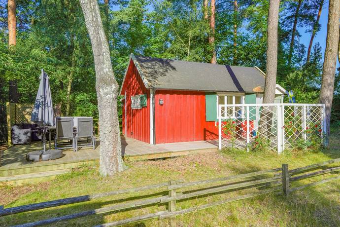 1 rum fritidshus på Kollonistuga med adress Aprilvägen 1 Söndrum havssidan, Halmstads kommun - bild 1