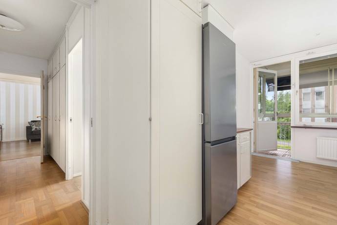 3 rum lägenhet på Emanuel Birkes väg 6 Salem Centralt, Salems kommun - bild 4