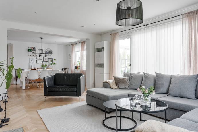7 rum Villa på Holmgatan 14 Tibro kommun - bild 16