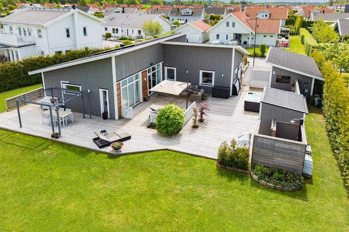 4 rum villa på Drivhusslingan 3 Bro - Rosenängen, Upplands-Bro kommun - bild 1
