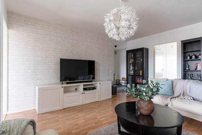 3 rum Lägenhet på Tomtebogatan 6C Slagsta Eskilstuna kommun - bild 8