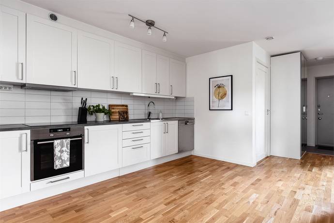 3 rum lägenhet på Jägaregatan 22 Öster, Katrineholms kommun - bild 2