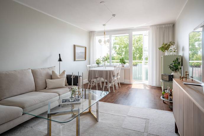3 rum lägenhet på Källängsvägen 55 vån 2 Näset, Lidingö kommun - bild 1