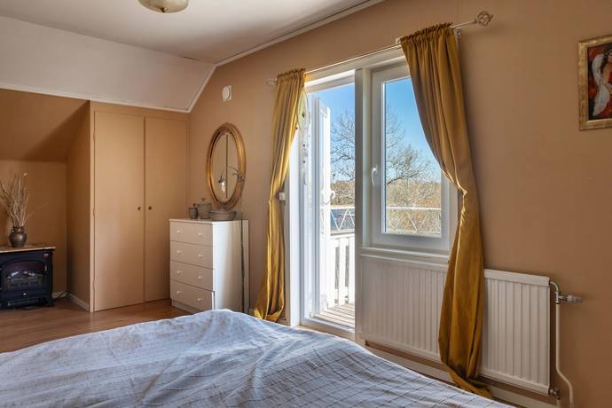 4 rum Vinterbonat fritidshus på Ortalavägen 32 Ortala, Älmsta Norrtälje kommun - bild 35