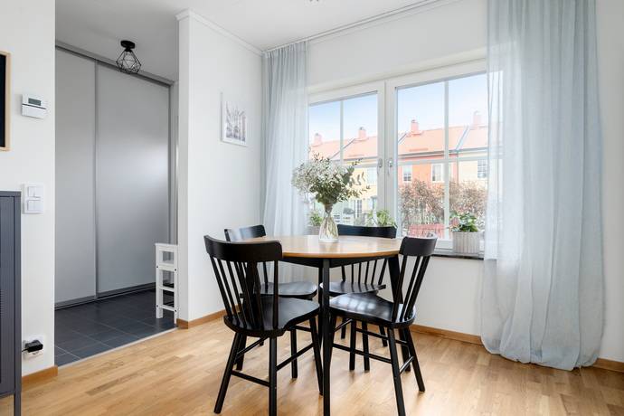 4 rum Radhus på Keramikens Väg 5 Steninge Slottsby Sigtuna kommun - bild 14