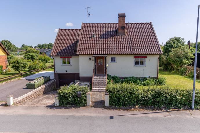 Bäckgatan 8, Högsby, Högsby kommun