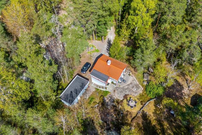 4 rum Villa på Hubertusvägen 5 Glömsta Huddinge kommun - bild 12