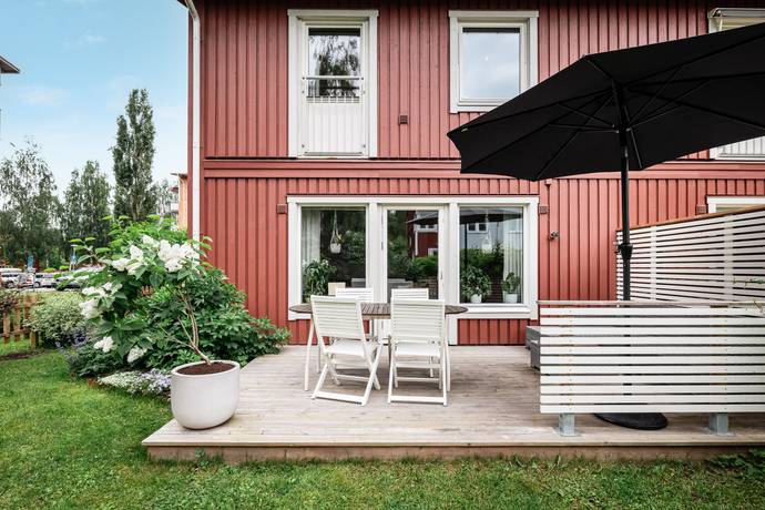 5 rum villa på Älvans väg 21A Tomtebo/Nydalaviken, Umeå kommun - bild 1