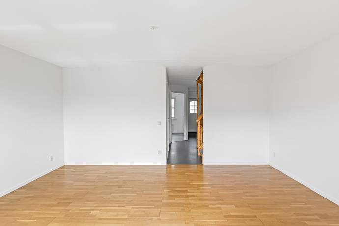 7 rum radhus på Skolbacken 47 Sigtuna - Centralt, Sigtuna kommun - bild 5