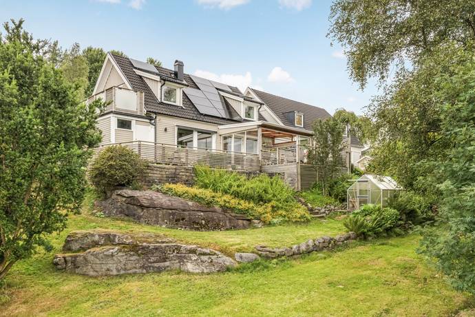 6 rum villa på Blåklockevägen 117 Landvetter, Härryda kommun - bild 1