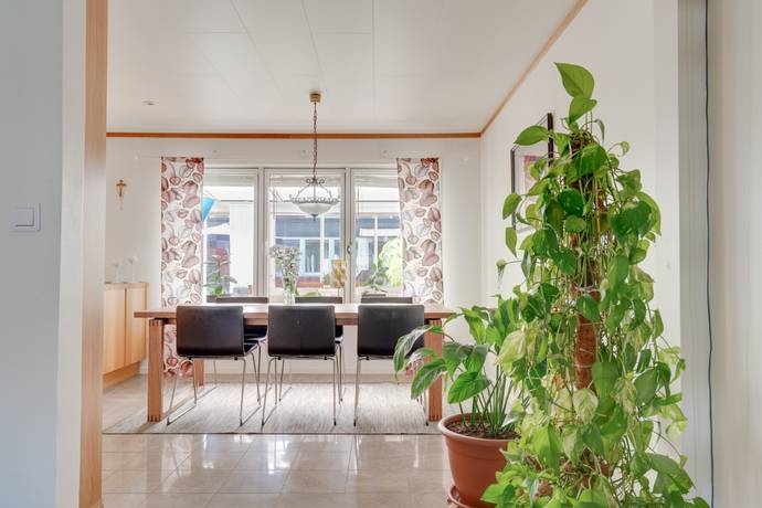 4 rum Villa på Flintmästargatan 51 Bjurhovda Västerås kommun - bild 5