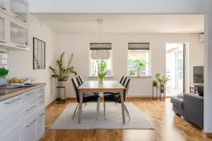 6 rum villa på Fjädervagnsvägen 10 Dalköpinge, Trelleborgs kommun - bild 2