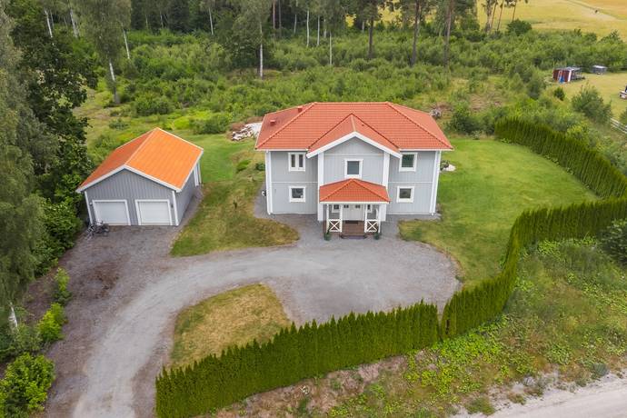 7 rum villa på Hällen 21 Övergran - Katrinedal, Håbo kommun - bild 2