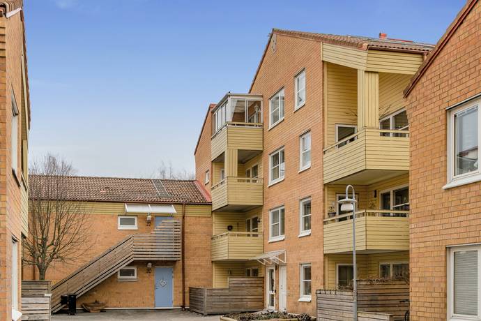 Bergaparksvägen 18, Åkersberga, Österåkers kommun