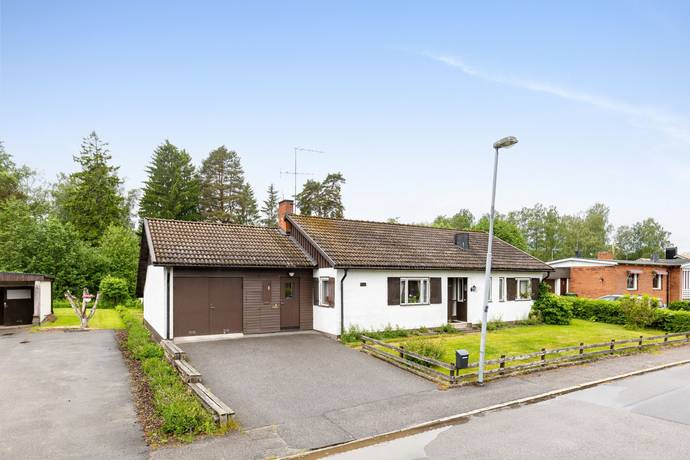 4 rum villa på Dag Hammarskjölds gata 40 Lundby, Mjölby kommun - bild 1