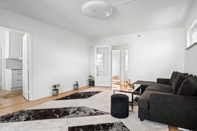 5 rum lägenhet på Elinsborgsbacken 18, 2tr Spånga - Tensta, Stockholms kommun - bild 3