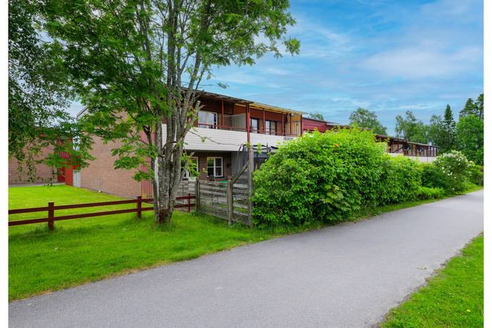 4 rum radhus på Uppförsbacken 4J Obbola, Umeå kommun - bild 1