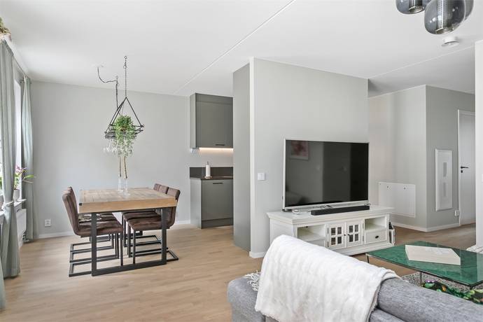3 rum lägenhet på Veddestastråket 9 Veddesta, Järfälla kommun - bild 1