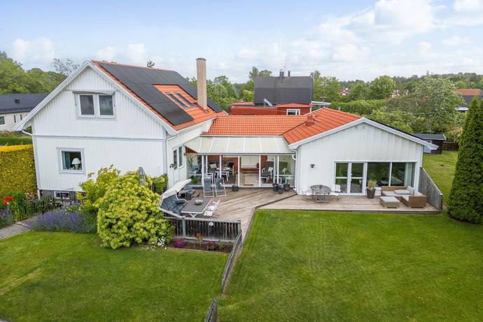6 rum villa på Örsättersvägen 12 Malmslätt, Linköpings kommun - bild 1
