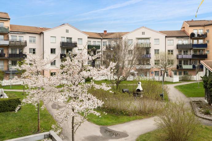 2 rum Lägenhet på Bäckbornas väg 13 Bromma - Beckomberga Stockholms kommun - bild 3