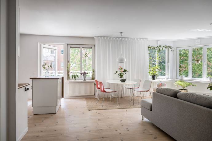2 rum lägenhet på Telefonvägen 11 Midsommarkransen/Telefonplan, Stockholms kommun - bild 2