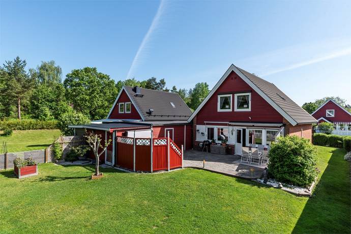 4 rum kedjehus på Räfsvägen 4 Sjökarby, Österåkers kommun - bild 1