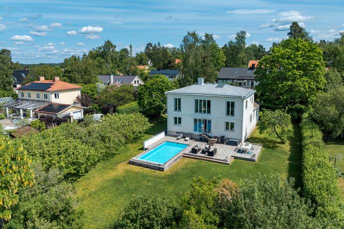 9 rum villa på Brunnsvägen 3B Enebyberg, Danderyds kommun - bild 1