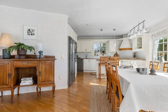 5 rum Villa på Nystedts väg 23 Hammarö kommun - bild 11