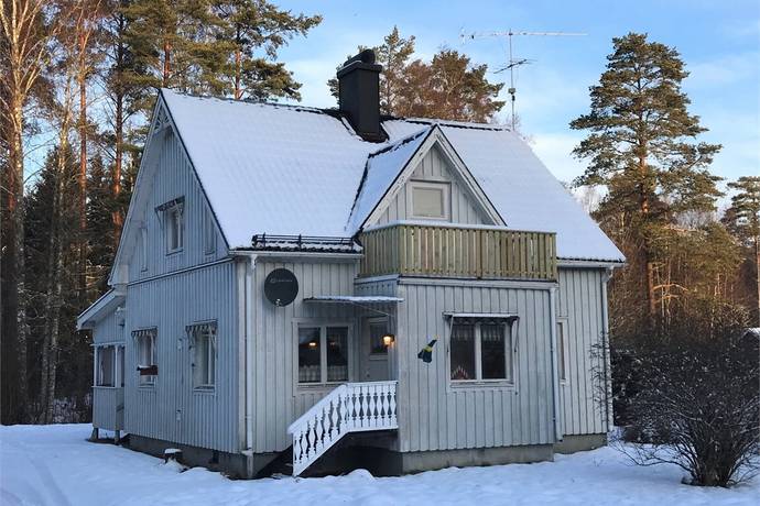 Kortlanda hagaborg i charlottenberg, charlottenberg villa till ...