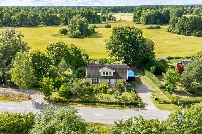 Brunnby 113, Hovgårdsberg/Örbyhus, Tierps kommun