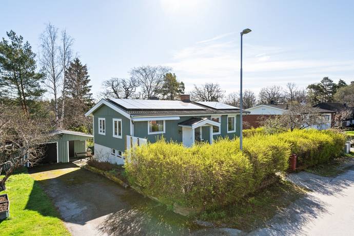 5 rum Villa på Ekbacksvägen 30 Ekbacken Österåkers kommun - bild 2