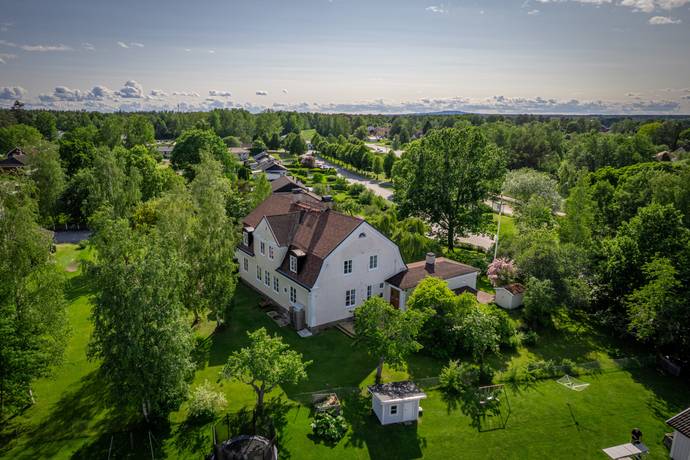 8 rum villa på Nygrensvägen 1 Mariestad, Mariestads kommun - bild 4