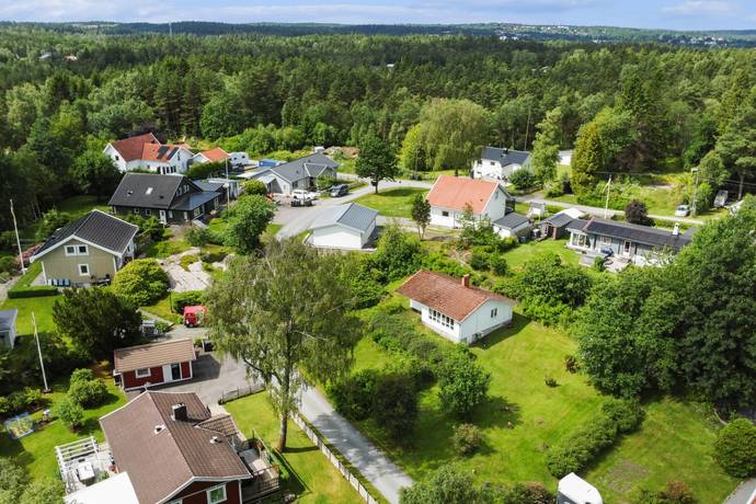 2 rum villa på Uppegårdsvägen 47 Landvetter - Tahult, Härryda kommun - bild 1