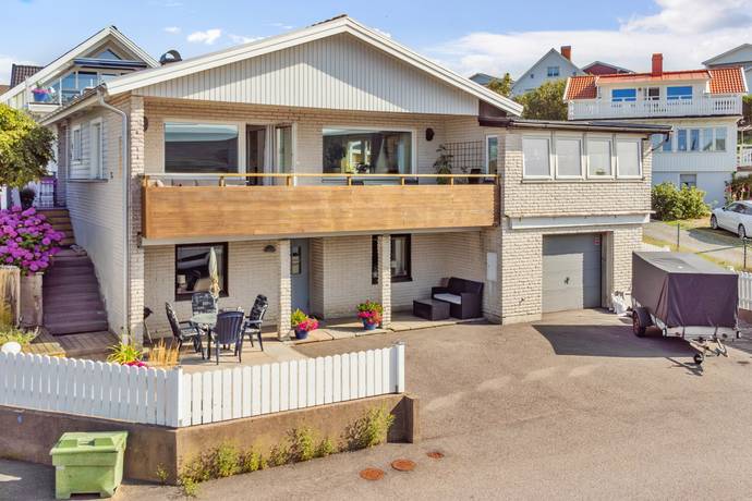 6 rum villa på Bergmansliden 14 Centralt, Lysekils kommun - bild 1