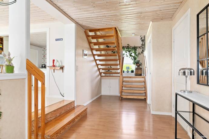 8 rum Villa på Lundvägen 20 Blåsut Vänersborgs kommun - bild 5