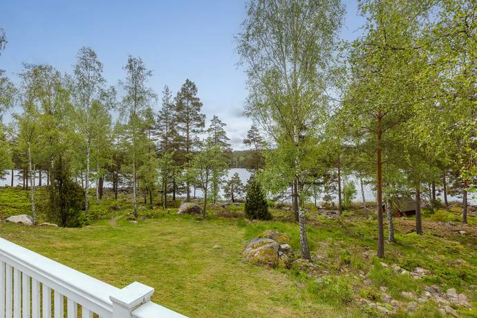 11 rum villa på Fröseke Gamla Järnvägen 3 & 4 Fröseke, Uppvidinge kommun - bild 3