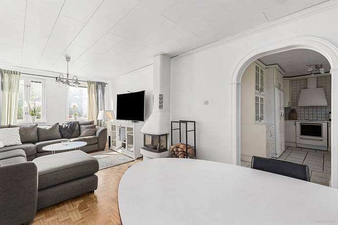6 rum kedjehus på Tvåspannsvägen 45 Järfälla, Järfälla kommun - bild 3
