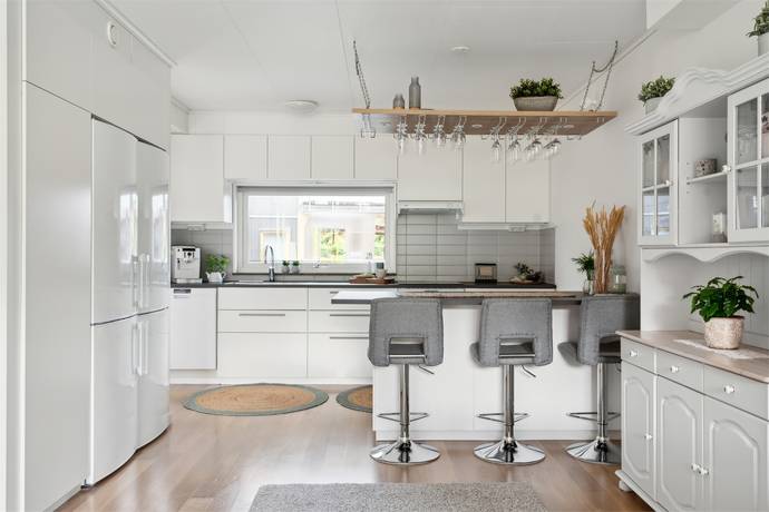 3 rum lägenhet på Husmansgatan 8B Glasberga Sjöstad, Södertälje kommun - bild 1