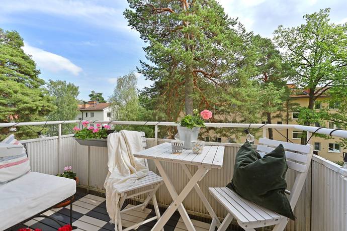 3 rum lägenhet på Tångvägen 42 Telefonplan, Stockholms kommun - bild 1