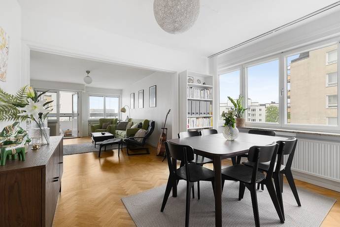 3 rum lägenhet på Virebergsvägen 24, 7 tr Vireberg, Solna kommun - bild 2