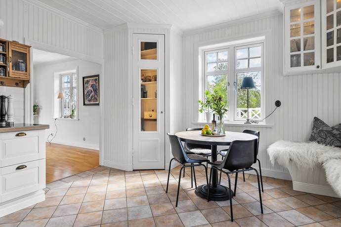 245 m² Villa på Brädgatan 17 & 17A Östermalm Sundsvalls kommun - bild 16