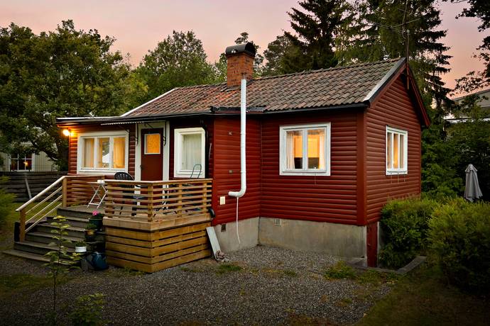 2 rum fritidshus på Slumnäsvägen 32A Tyresö Strand, Tyresö kommun - bild 1